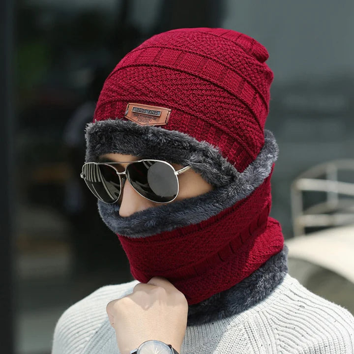Attractive Woolen Head & Neck Caps (Snow Proof)
